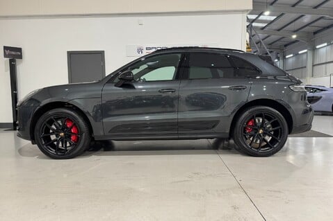 Porsche Macan GTS PDK 9