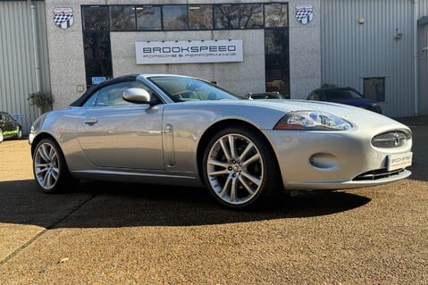 Jaguar XK CONVERTIBLE 46