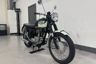 Triumph TR6 650cc 2