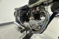 Triumph TR6 650cc 18