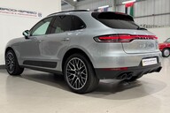 Porsche Macan PDK 3
