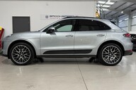 Porsche Macan PDK 9