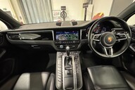 Porsche Macan PDK 13