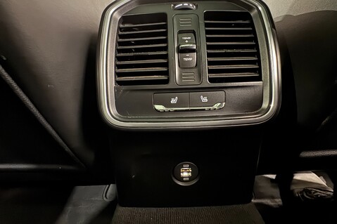 Porsche Macan PDK 39