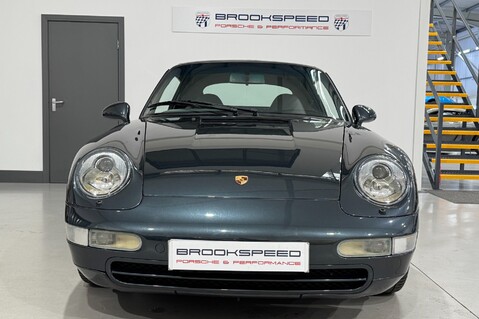 Porsche 911 CARRERA 4