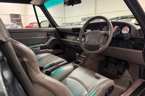 Porsche 911 CARRERA 13