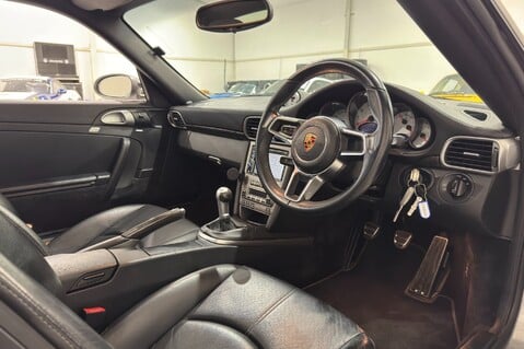Porsche 911 TURBO 13