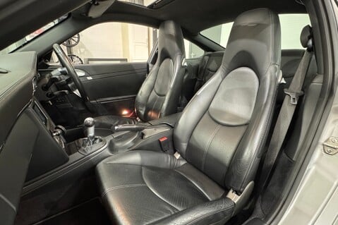 Porsche 911 TURBO 18