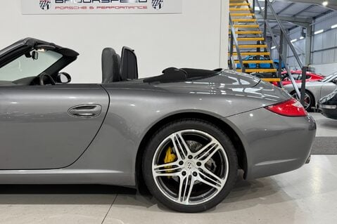 Porsche 911 CARRERA 2 PDK 32