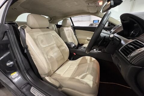 Jaguar XK PORTFOLIO 14