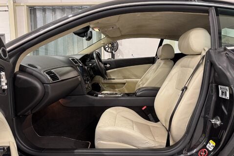 Jaguar XK PORTFOLIO 16