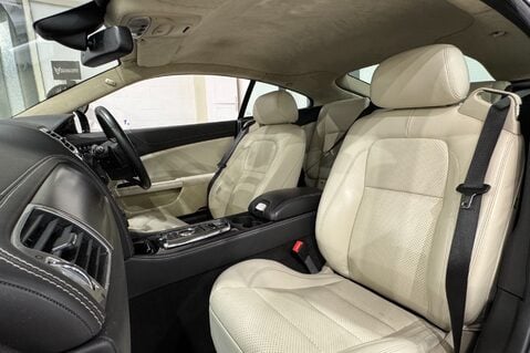 Jaguar XK PORTFOLIO 17
