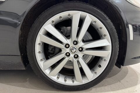 Jaguar XK PORTFOLIO 34