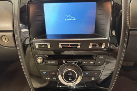 Jaguar XK PORTFOLIO 23