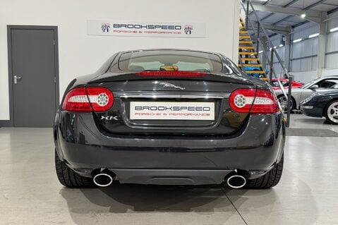 Jaguar XK PORTFOLIO 8