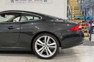 Jaguar XK PORTFOLIO 32