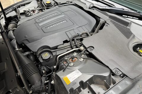 Jaguar XK PORTFOLIO 30