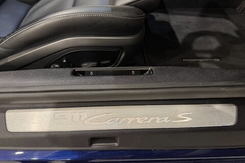 Porsche 911 CARRERA S PDK 37