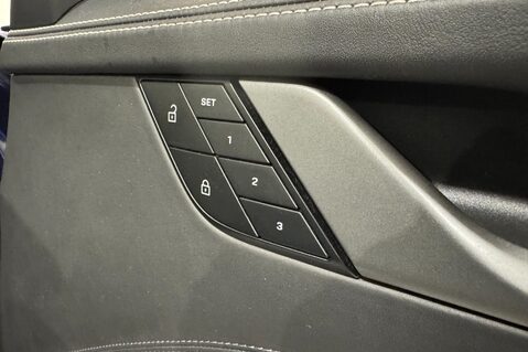 Porsche 911 CARRERA S PDK 29