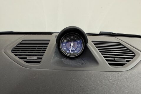 Porsche 911 CARRERA S PDK 33