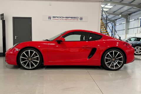Porsche Cayman 24V PDK 9