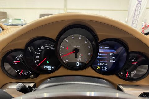 Porsche 911 CARRERA S PDK 11
