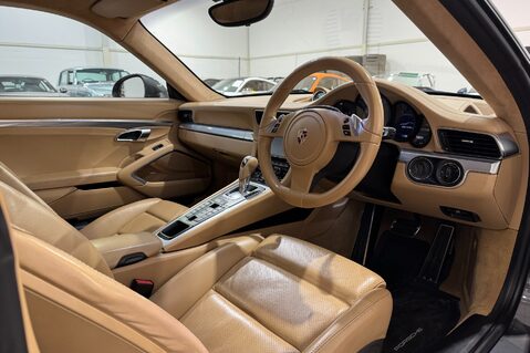 Porsche 911 CARRERA S PDK 13
