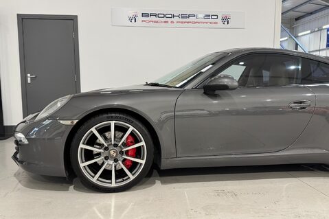 Porsche 911 CARRERA S PDK 44