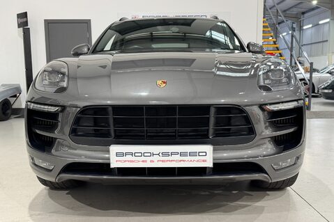 Porsche Macan GTS PDK 4
