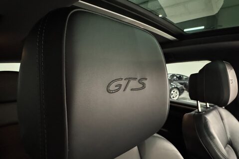 Porsche Macan GTS PDK 22