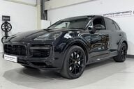 Porsche Cayenne V8 TURBO TIPTRONIC 1