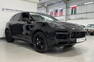 Porsche Cayenne V8 TURBO TIPTRONIC 6