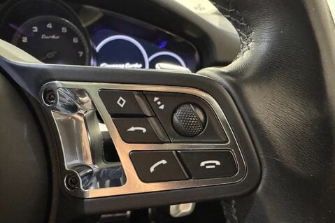 Porsche Cayenne V8 TURBO TIPTRONIC 15