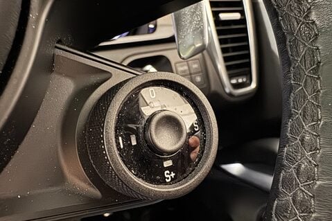 Porsche Cayenne V8 TURBO TIPTRONIC 13
