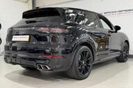Porsche Cayenne V8 TURBO TIPTRONIC 7