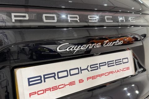 Porsche Cayenne V8 TURBO TIPTRONIC 57