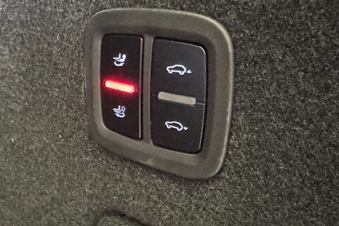 Porsche Cayenne V8 TURBO TIPTRONIC 49