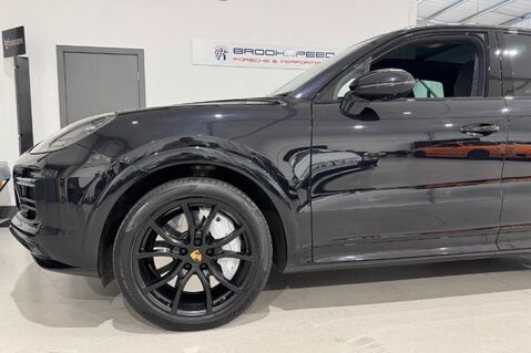 Porsche Cayenne V8 TURBO TIPTRONIC 53