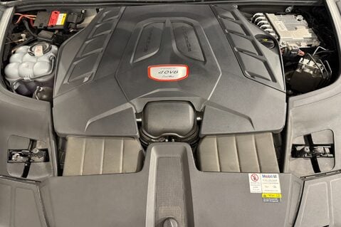 Porsche Cayenne V8 TURBO TIPTRONIC 47
