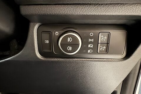 Ford Ranger PLATINUM ECOBLUE 37