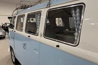 Volkswagen Transporter CARAVAN 28