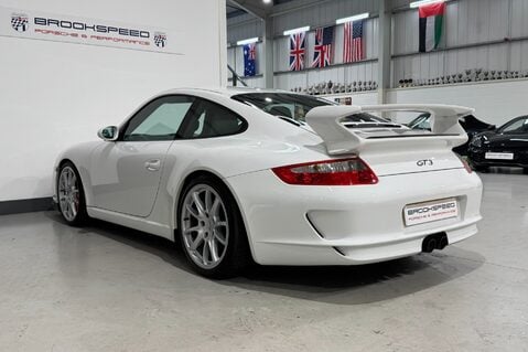 Porsche 911 GT3 3