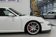 Porsche 911 GT3 37
