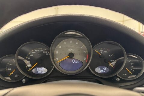Porsche 911 GT3 11
