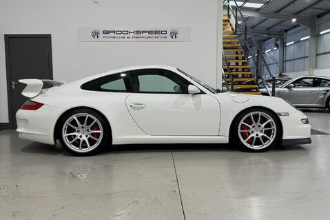 Porsche 911 GT3 2