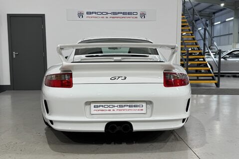 Porsche 911 GT3 8