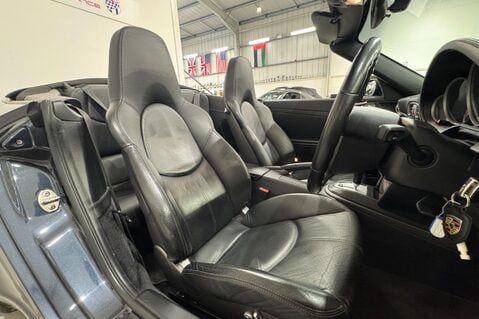 Porsche 911 CARRERA 2 TIPTRONIC S 15