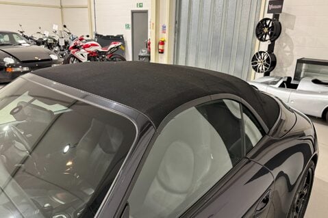 Porsche 911 CARRERA 2 TIPTRONIC S 40
