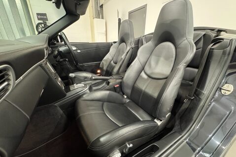 Porsche 911 CARRERA 2 TIPTRONIC S 19