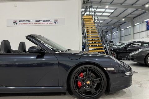 Porsche 911 CARRERA 2 TIPTRONIC S 33